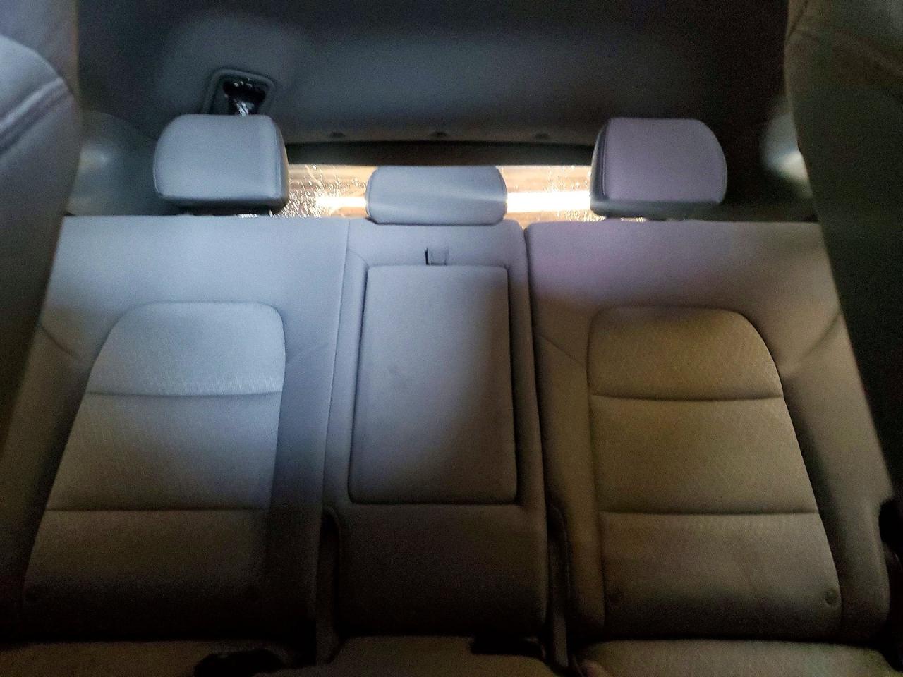 2016 HYUNDAI TUCSON SE photo 10