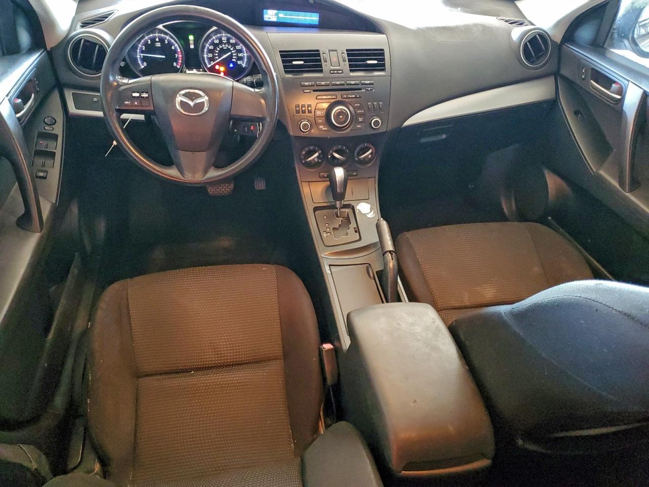 2013 MAZDA 3 I photo 8