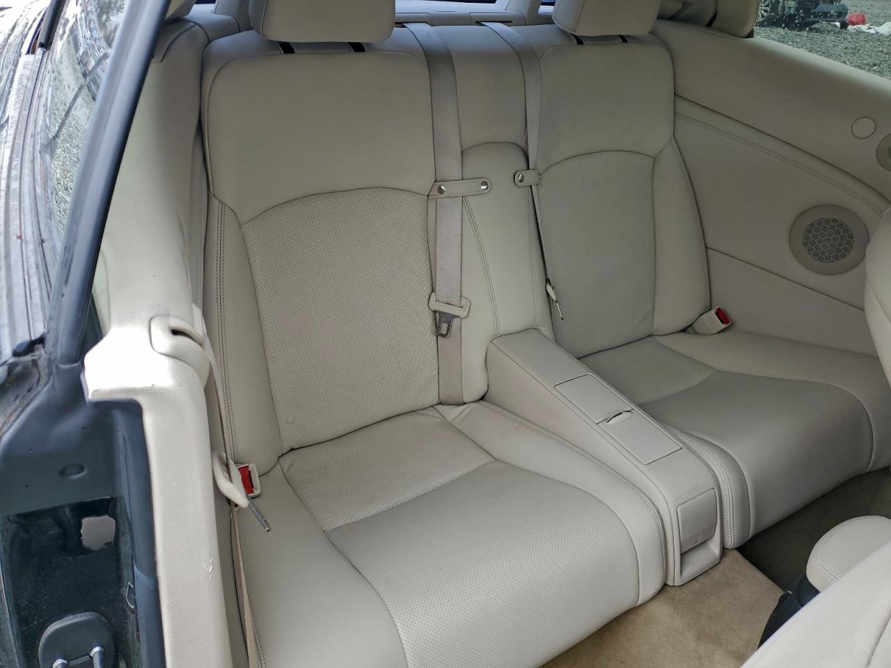 2010 LEXUS IS 250 photo 9