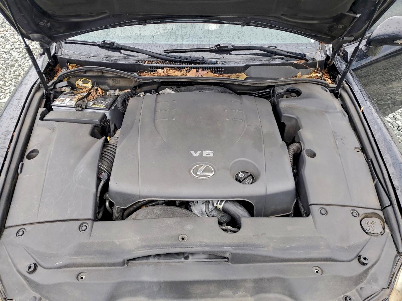 2010 LEXUS IS 250 photo 10