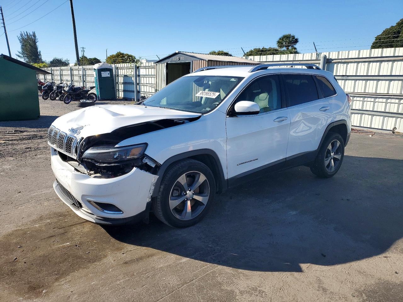 2019 JEEP CHEROKEE