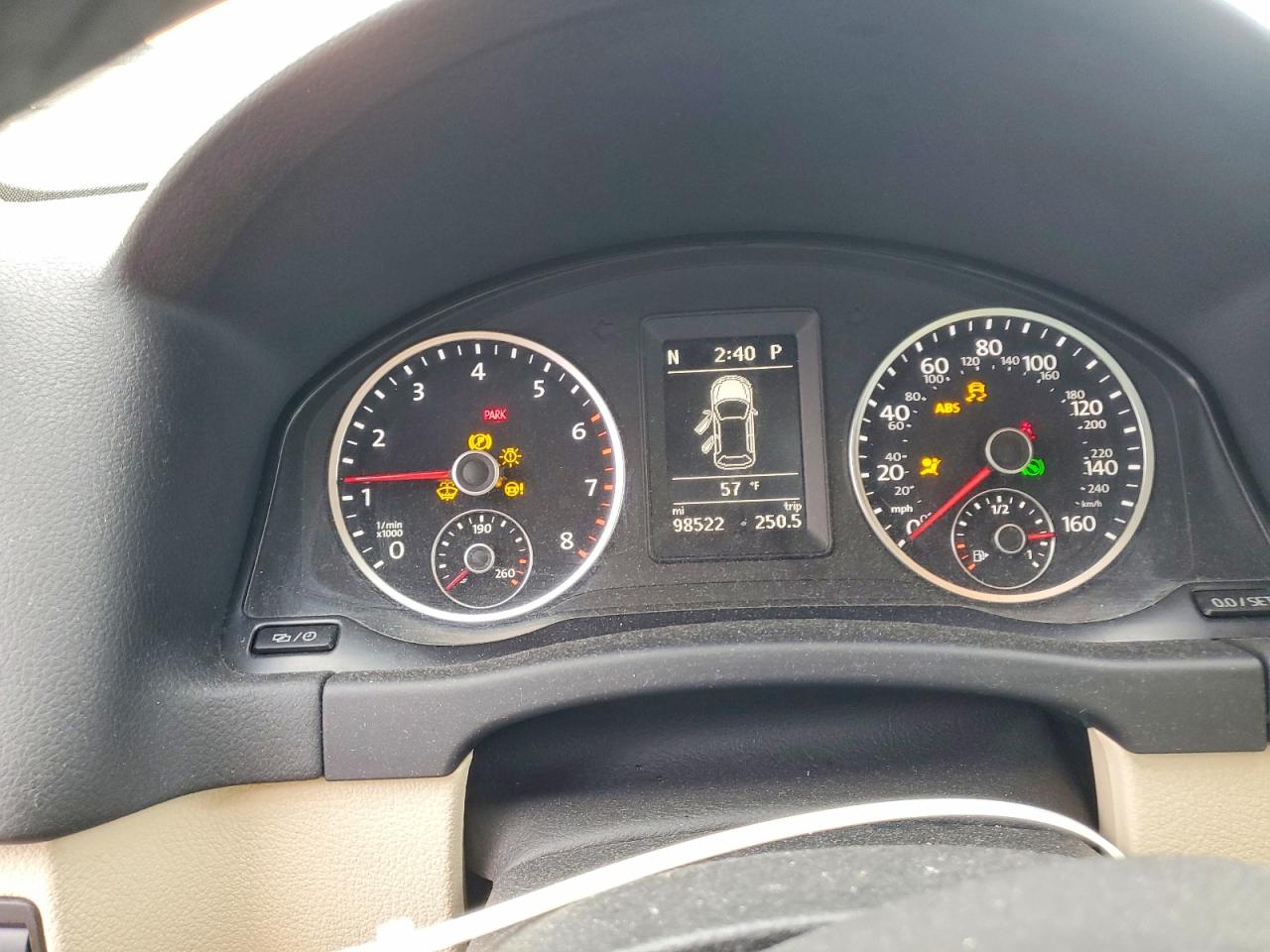 2017 VOLKSWAGEN TIGUAN WOLFSBURG photo 9