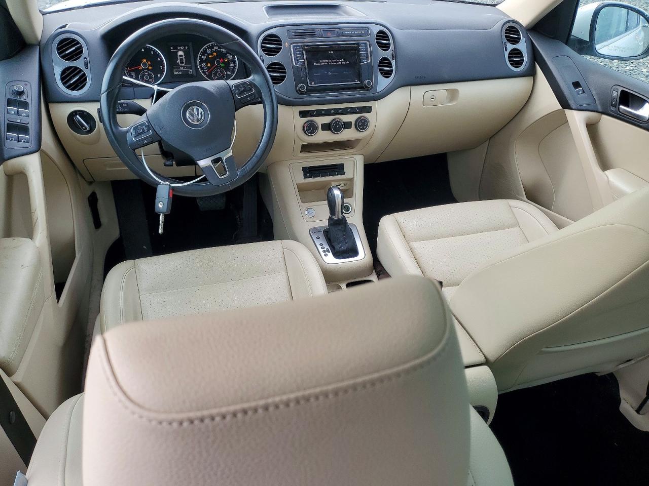 2017 VOLKSWAGEN TIGUAN WOLFSBURG photo 8