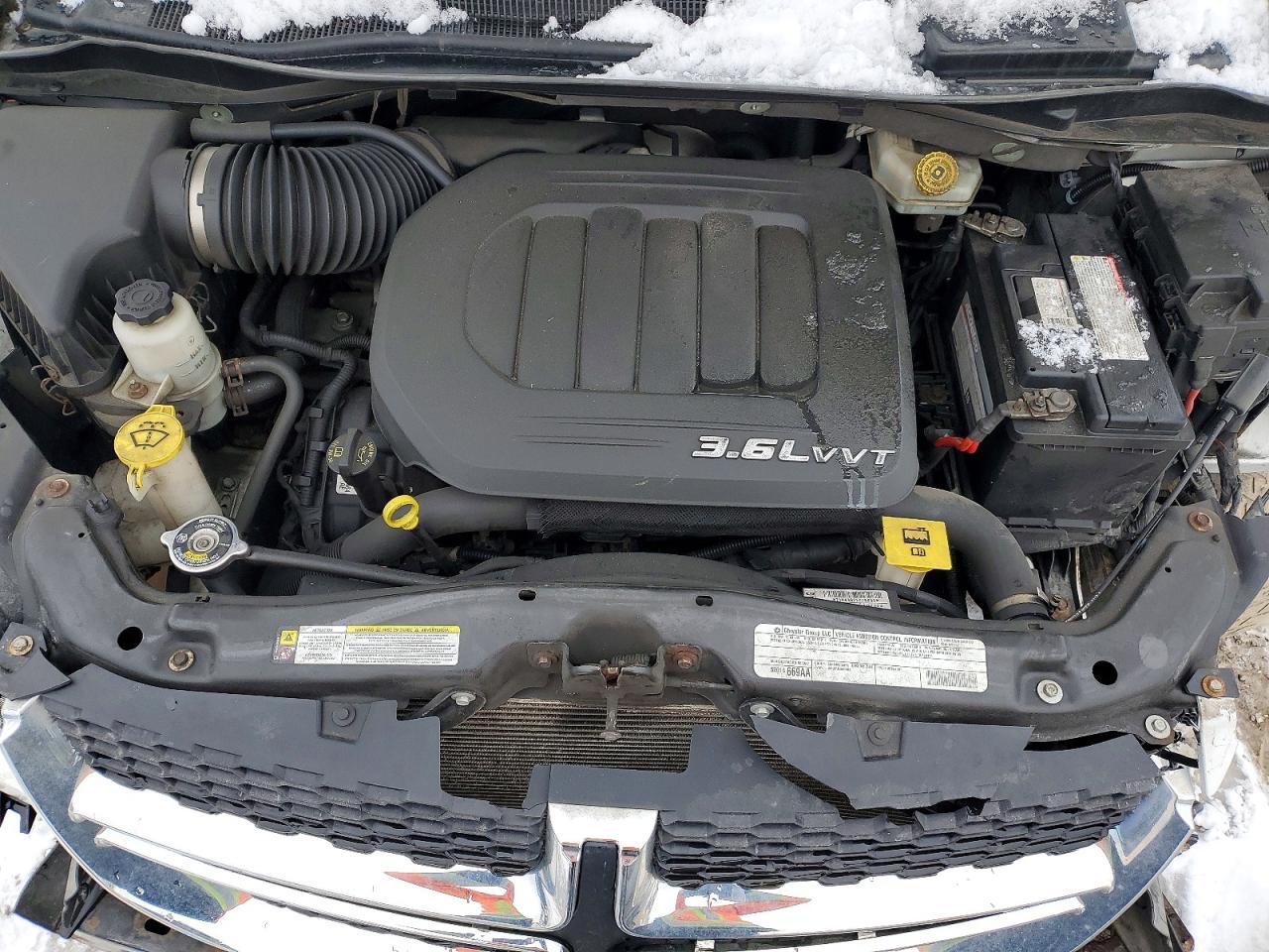 2012 DODGE GRAND CARAVAN CREW photo 12