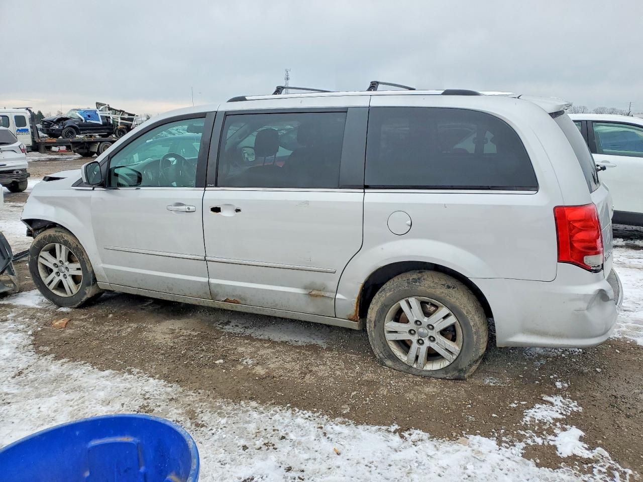 2012 DODGE GRAND CARAVAN CREW photo 2