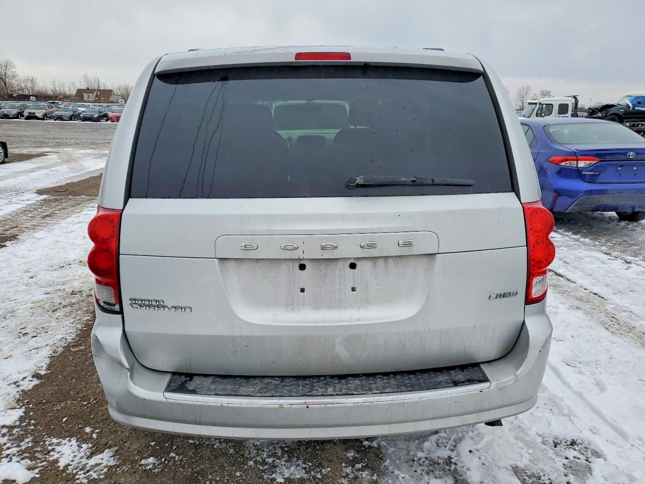 2012 DODGE GRAND CARAVAN CREW photo 6