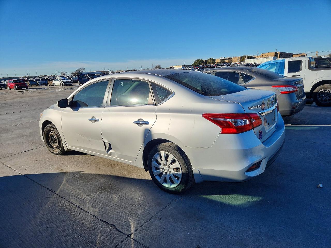 2016 NISSAN SENTRA S photo 2