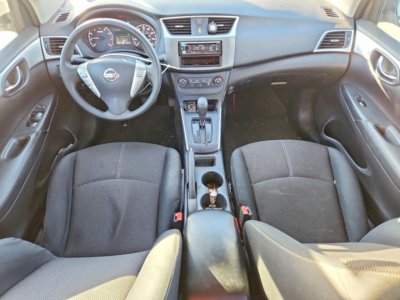 2016 NISSAN SENTRA S photo 8