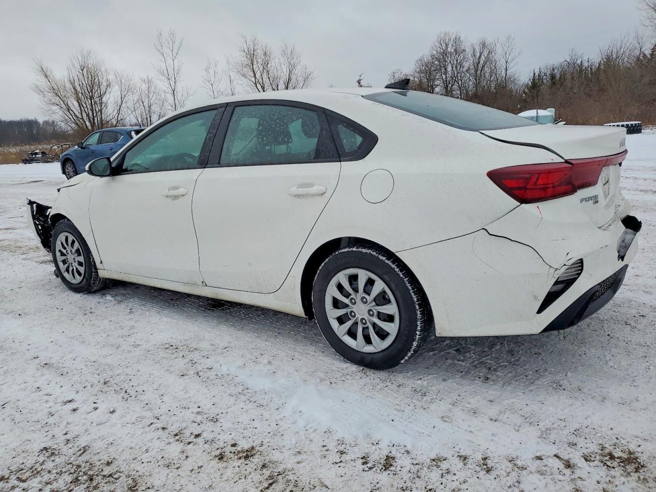 2024 KIA FORTE LX photo 2