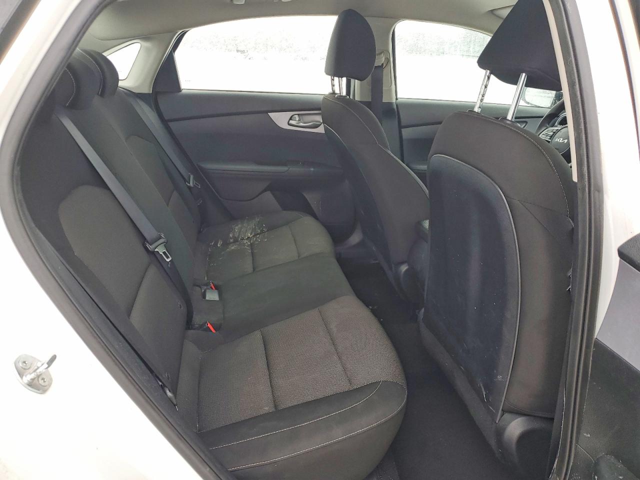2024 KIA FORTE LX photo 10