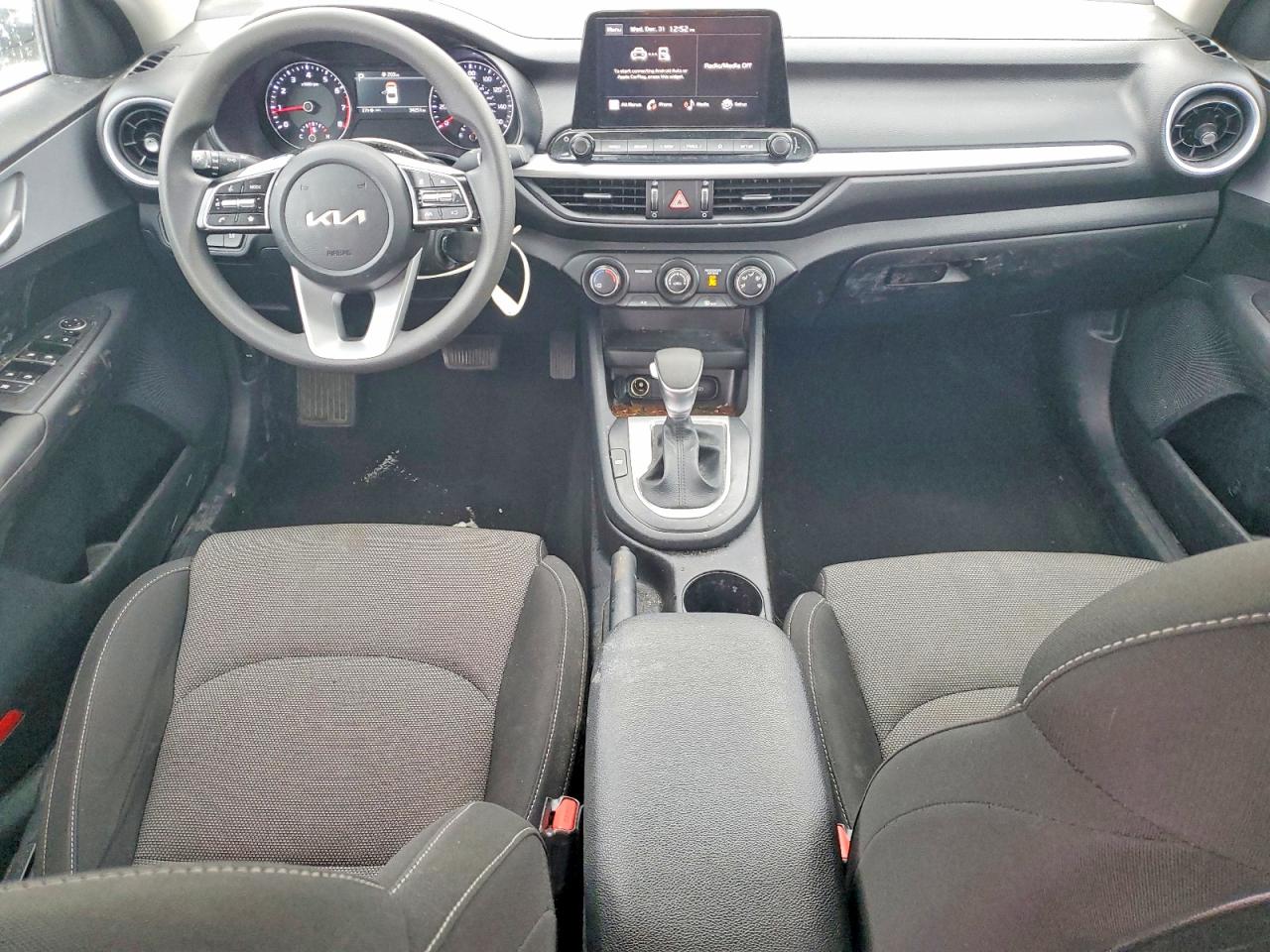 2024 KIA FORTE LX photo 8