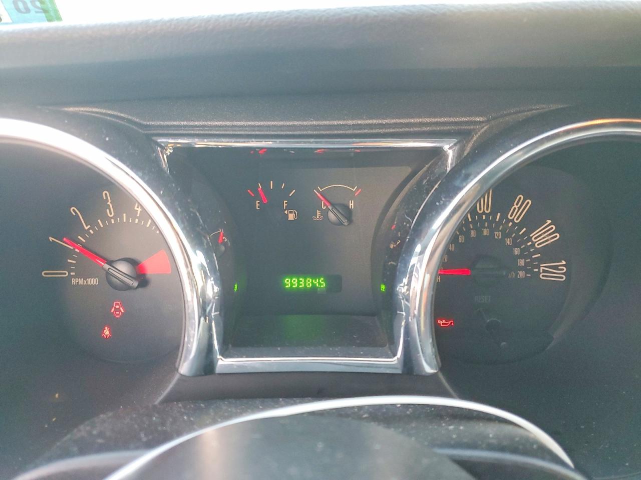 2005 FORD MUSTANG photo 9