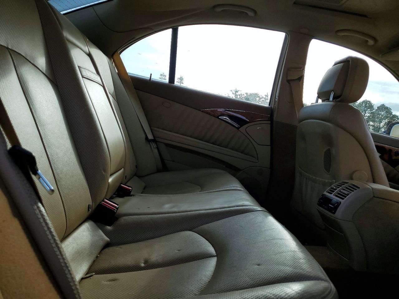 2007 MERCEDES-BENZ E 550 photo 10