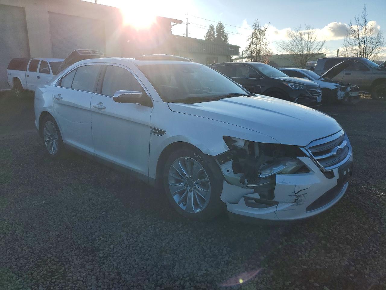 2011 FORD TAURUS LIMITED photo 7