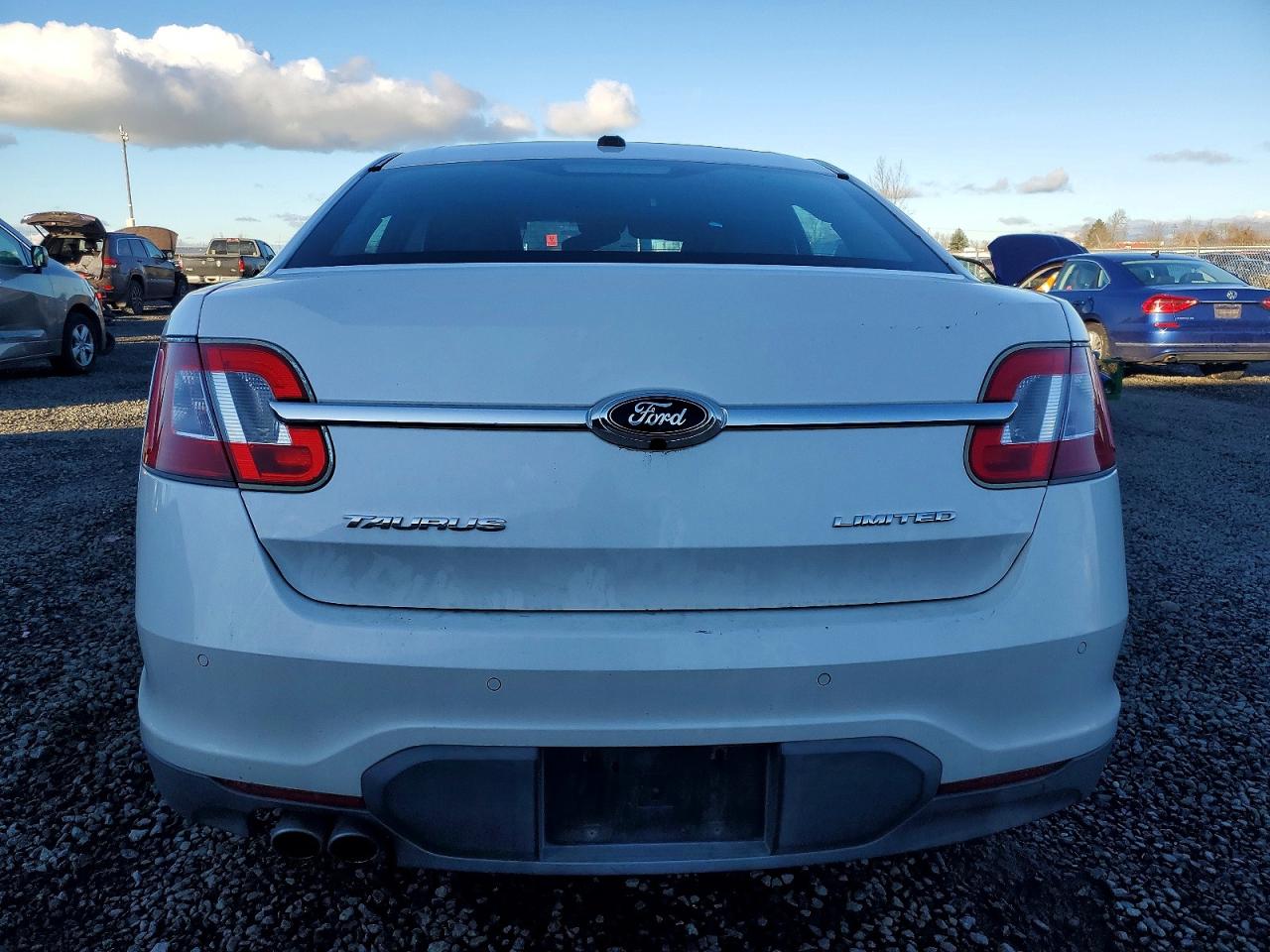2011 FORD TAURUS LIMITED photo 11