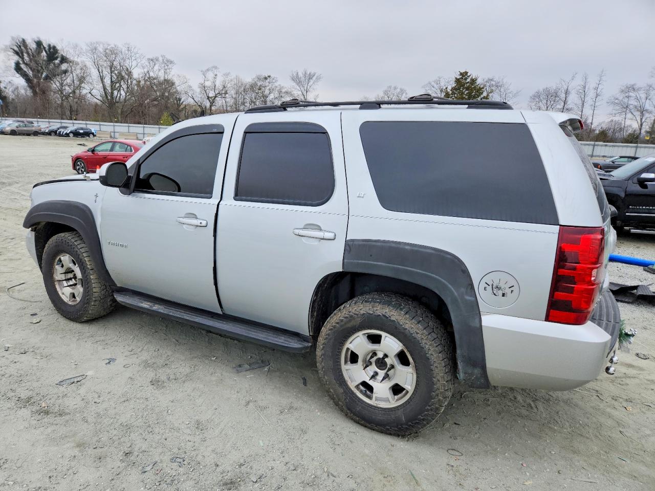 2013 CHEVROLET TAHOE K1500 LT photo 2