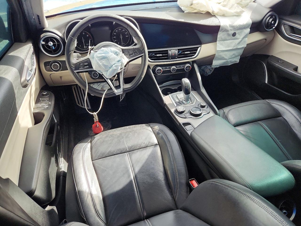2019 ALFA ROMEO GIULIA photo 8