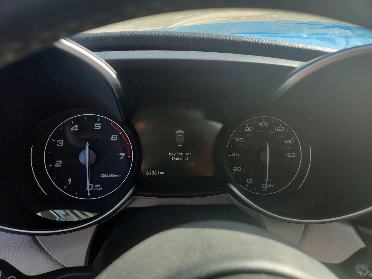 2019 ALFA ROMEO GIULIA photo 9