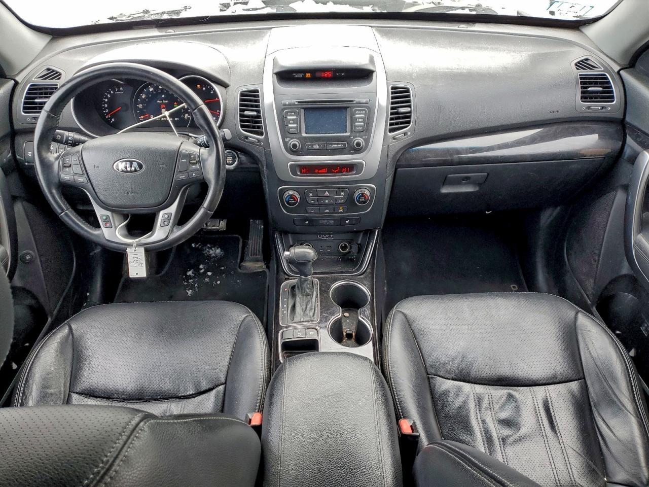 2014 KIA SORENTO LX photo 15