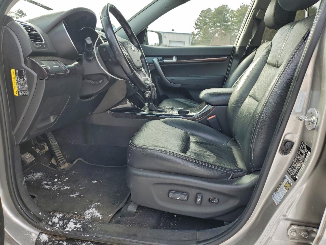 2014 KIA SORENTO LX photo 13