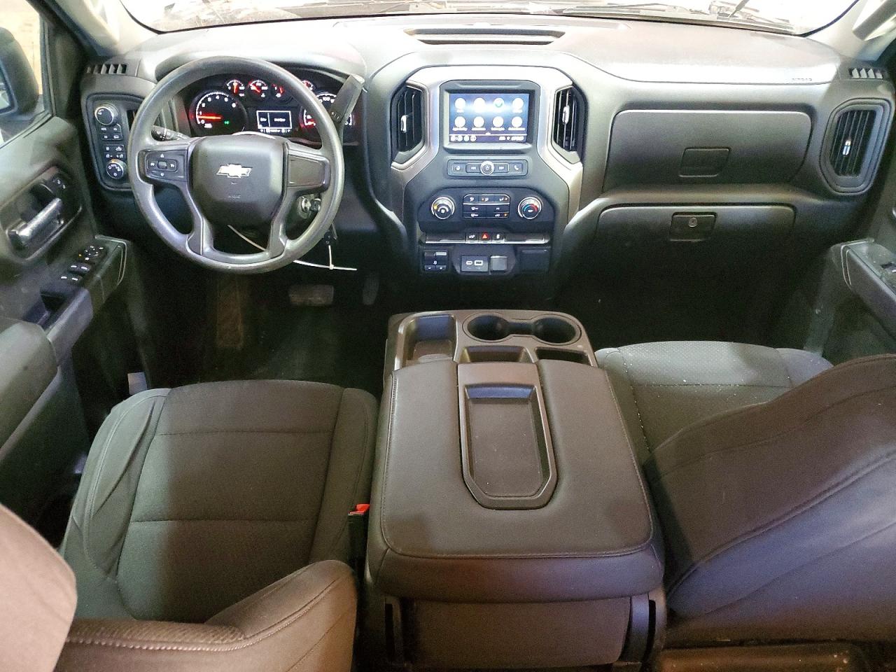 2021 CHEVROLET SILVERADO K1500 CUSTOM photo 8