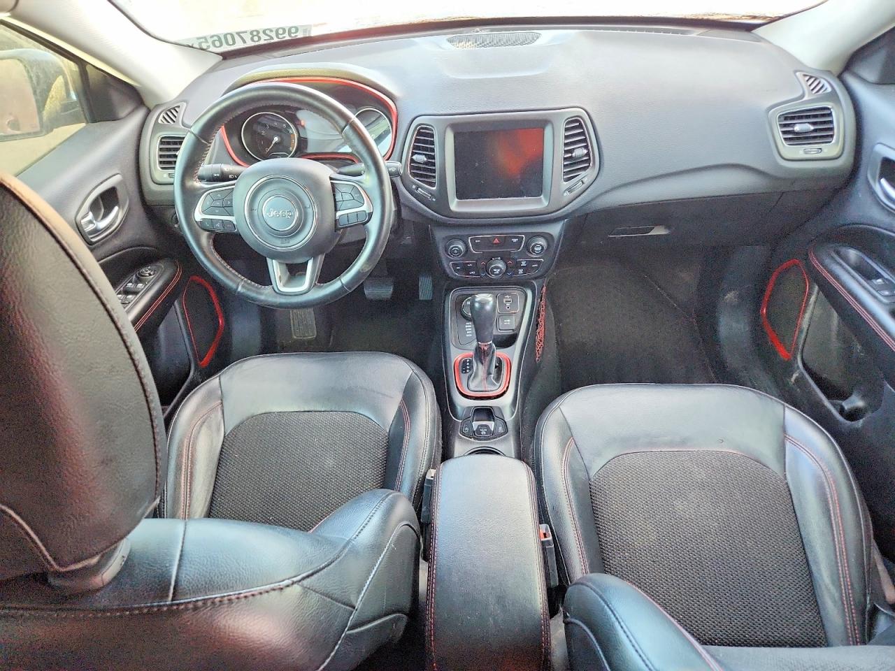 2019 JEEP COMPASS TRAILHAWK photo 8