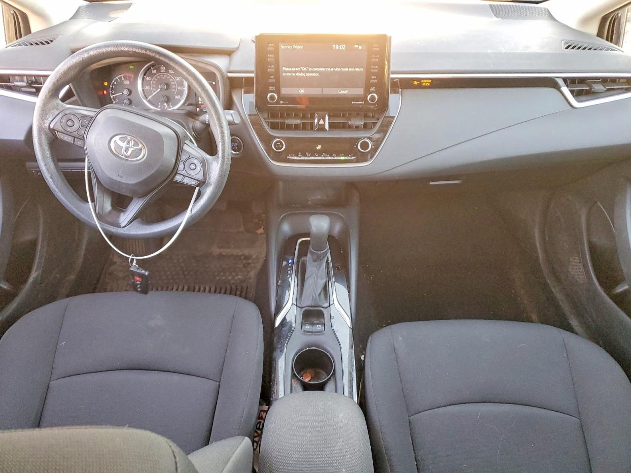 2022 TOYOTA COROLLA LE photo 8