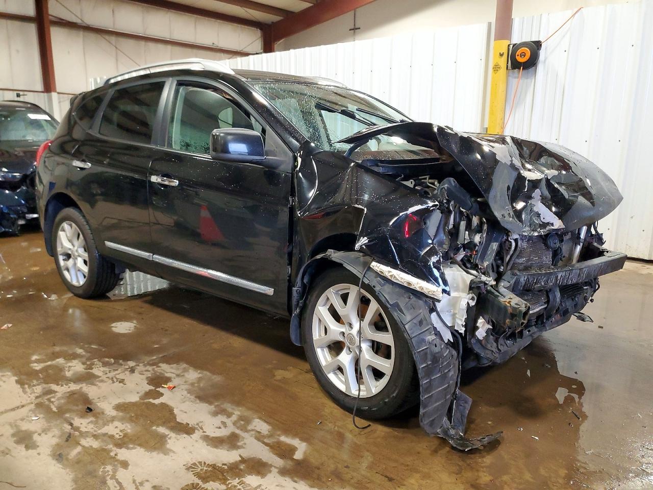 2011 NISSAN ROGUE S photo 4