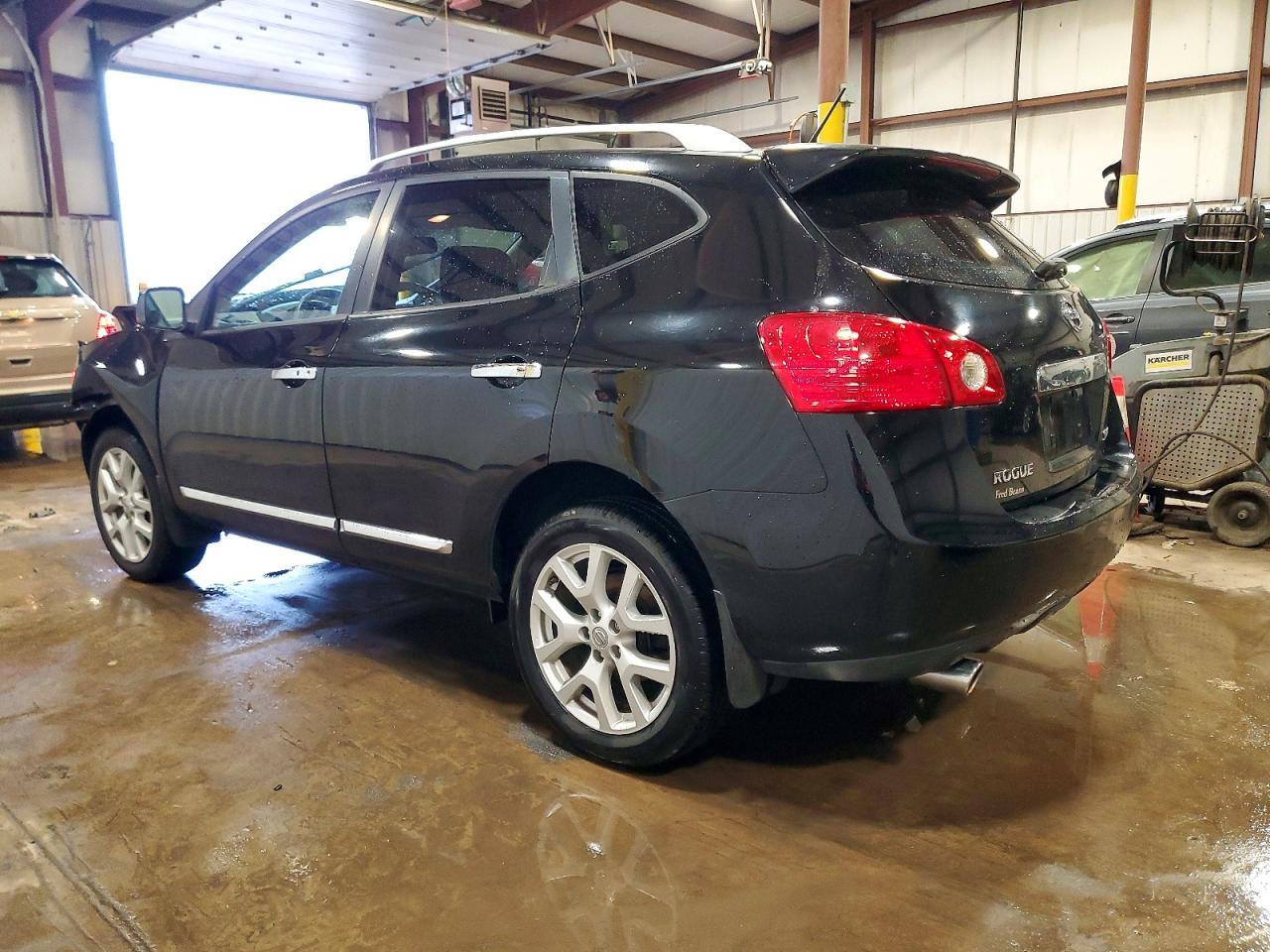 2011 NISSAN ROGUE S photo 2