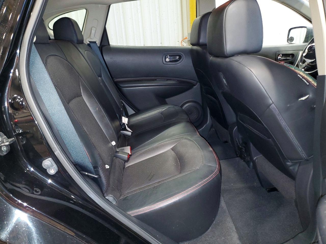 2011 NISSAN ROGUE S photo 10