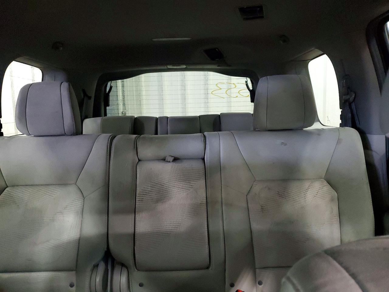2012 HONDA PILOT LX photo 10