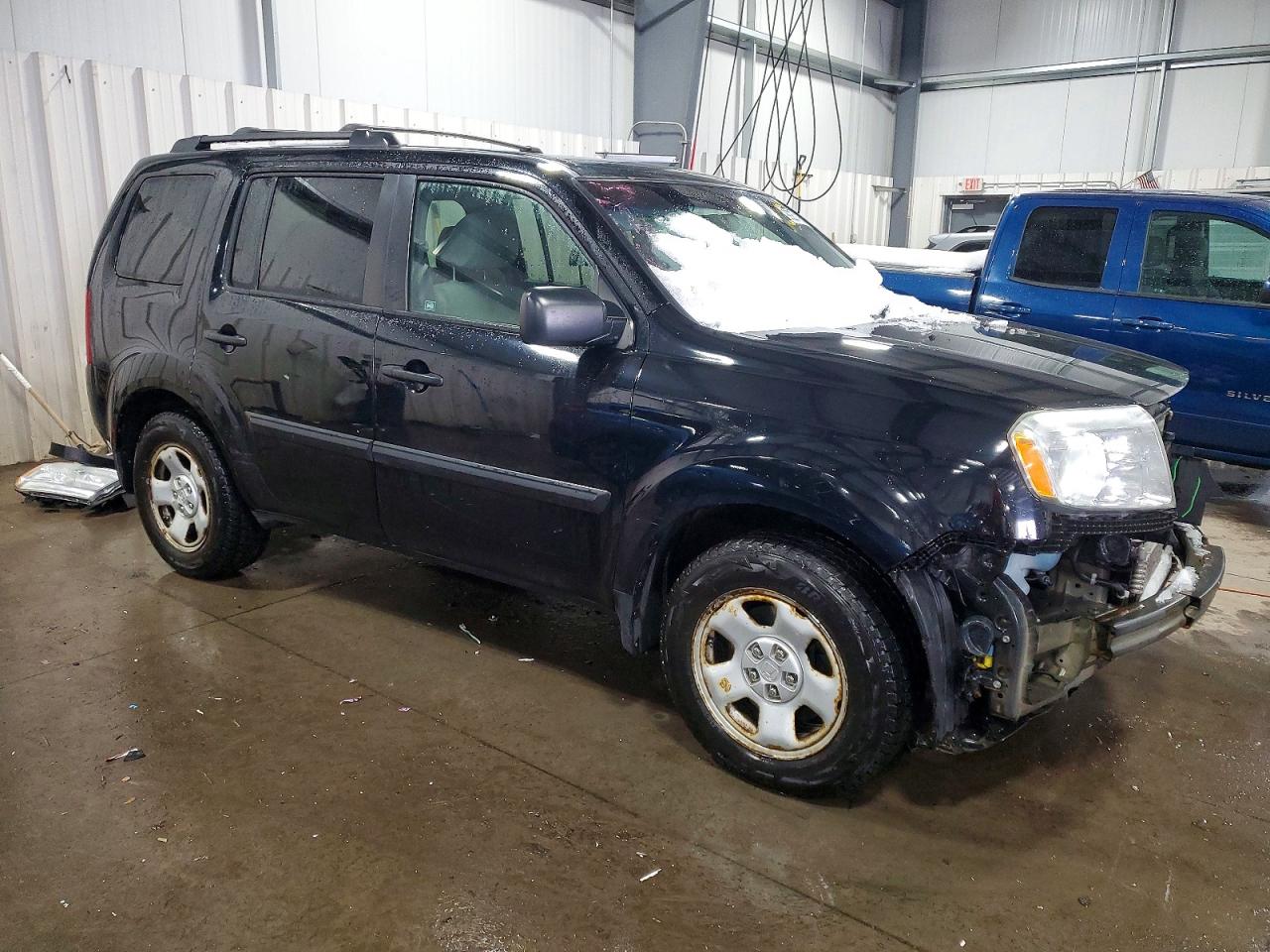 2012 HONDA PILOT LX photo 4