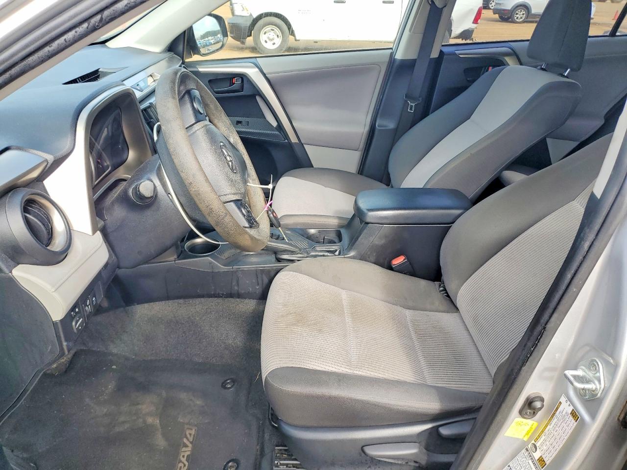 2013 TOYOTA RAV4 LE photo 13