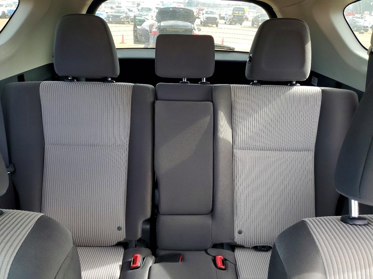2013 TOYOTA RAV4 LE photo 19