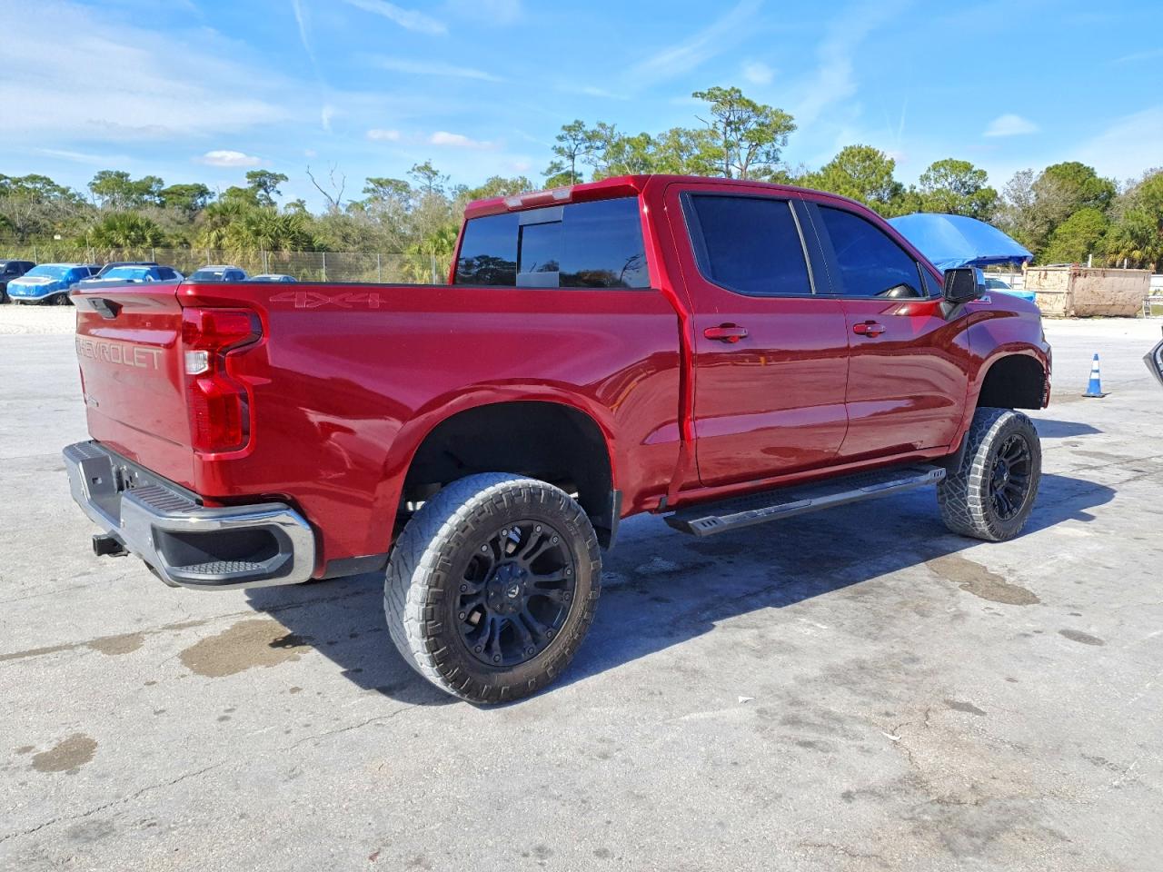 2020 CHEVROLET SILVERADO K1500 LT photo 3