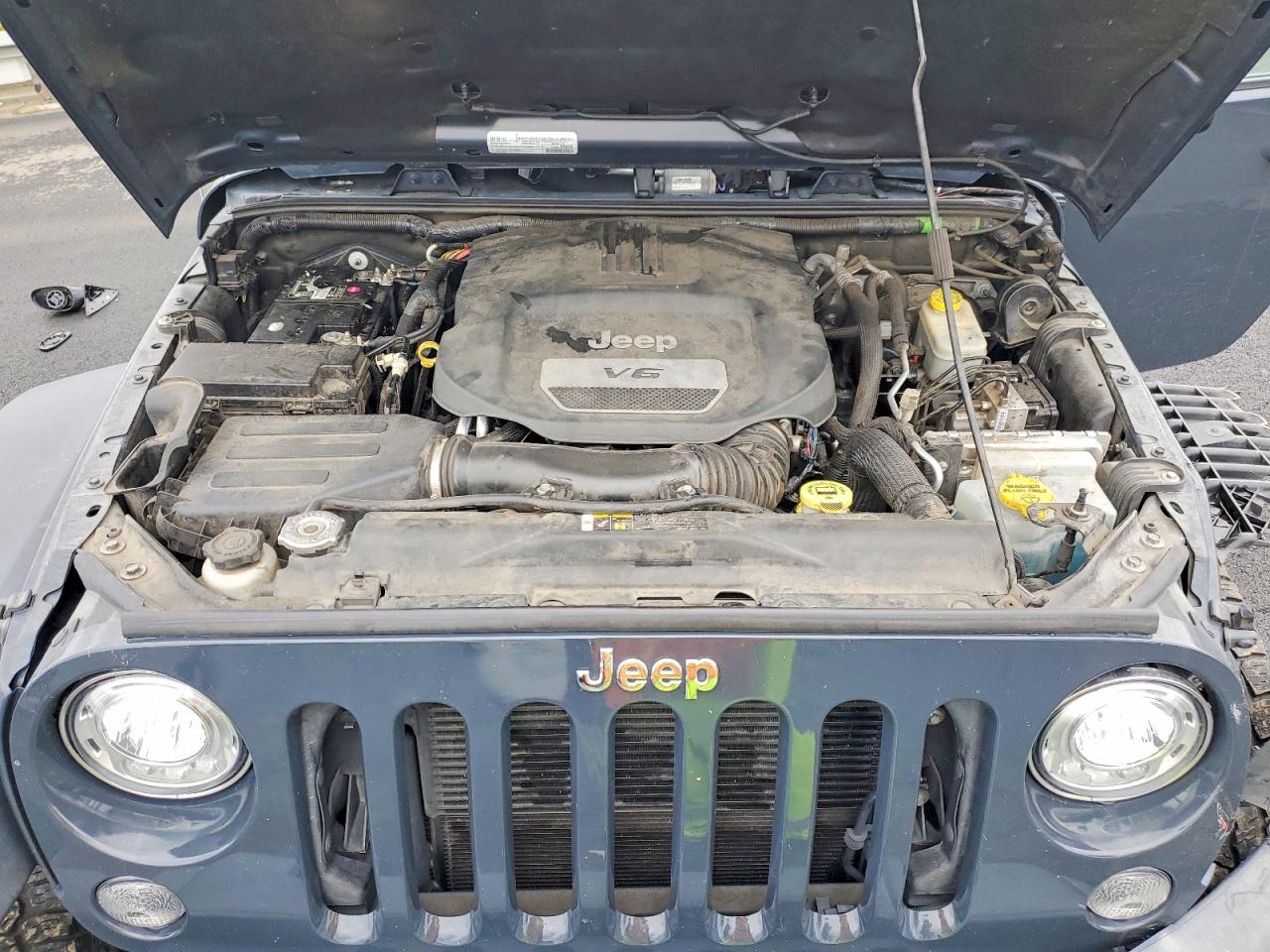 2017 JEEP WRANGLER photo 11
