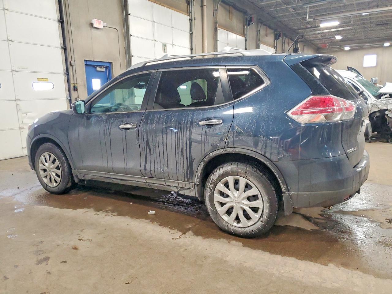 2016 NISSAN ROGUE S photo 2