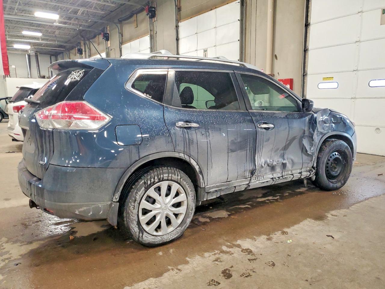 2016 NISSAN ROGUE S photo 3
