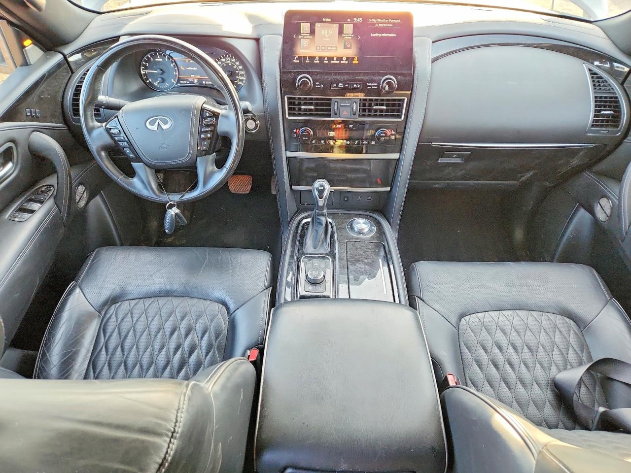 2022 INFINITI QX80 LUXE photo 8