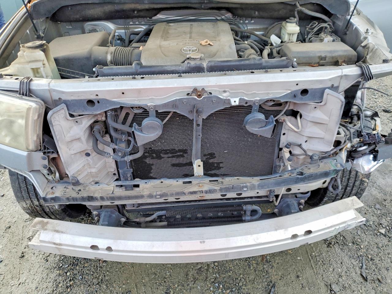 2010 TOYOTA TUNDRA DOUBLE CAB SR5 photo 11