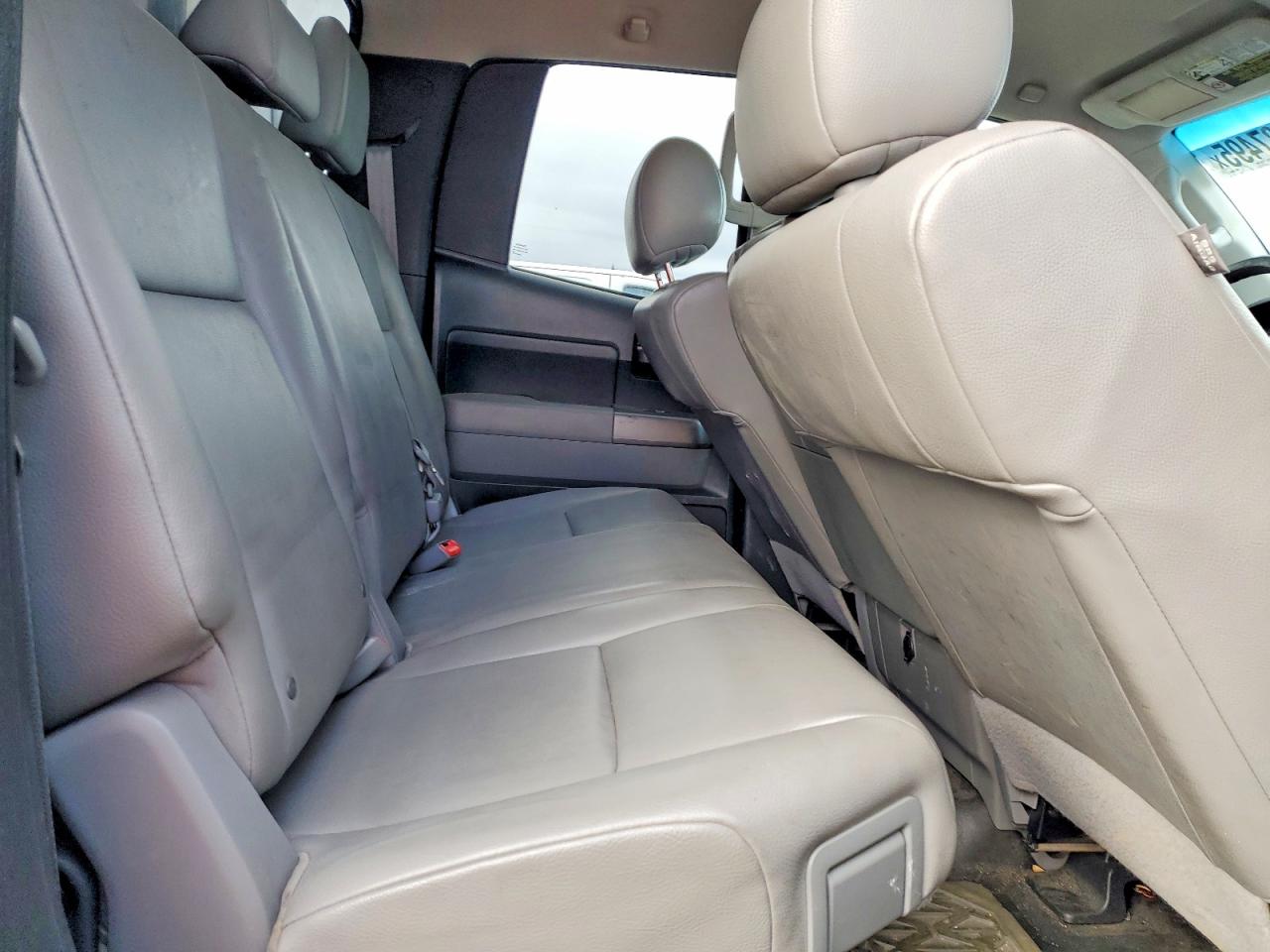 2010 TOYOTA TUNDRA DOUBLE CAB SR5 photo 10