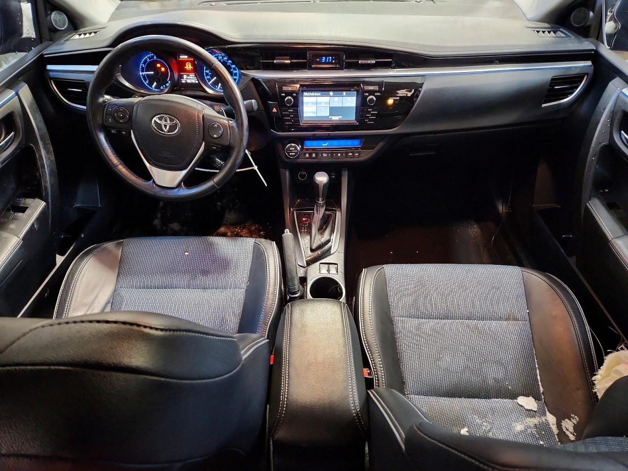 2016 TOYOTA COROLLA L photo 8