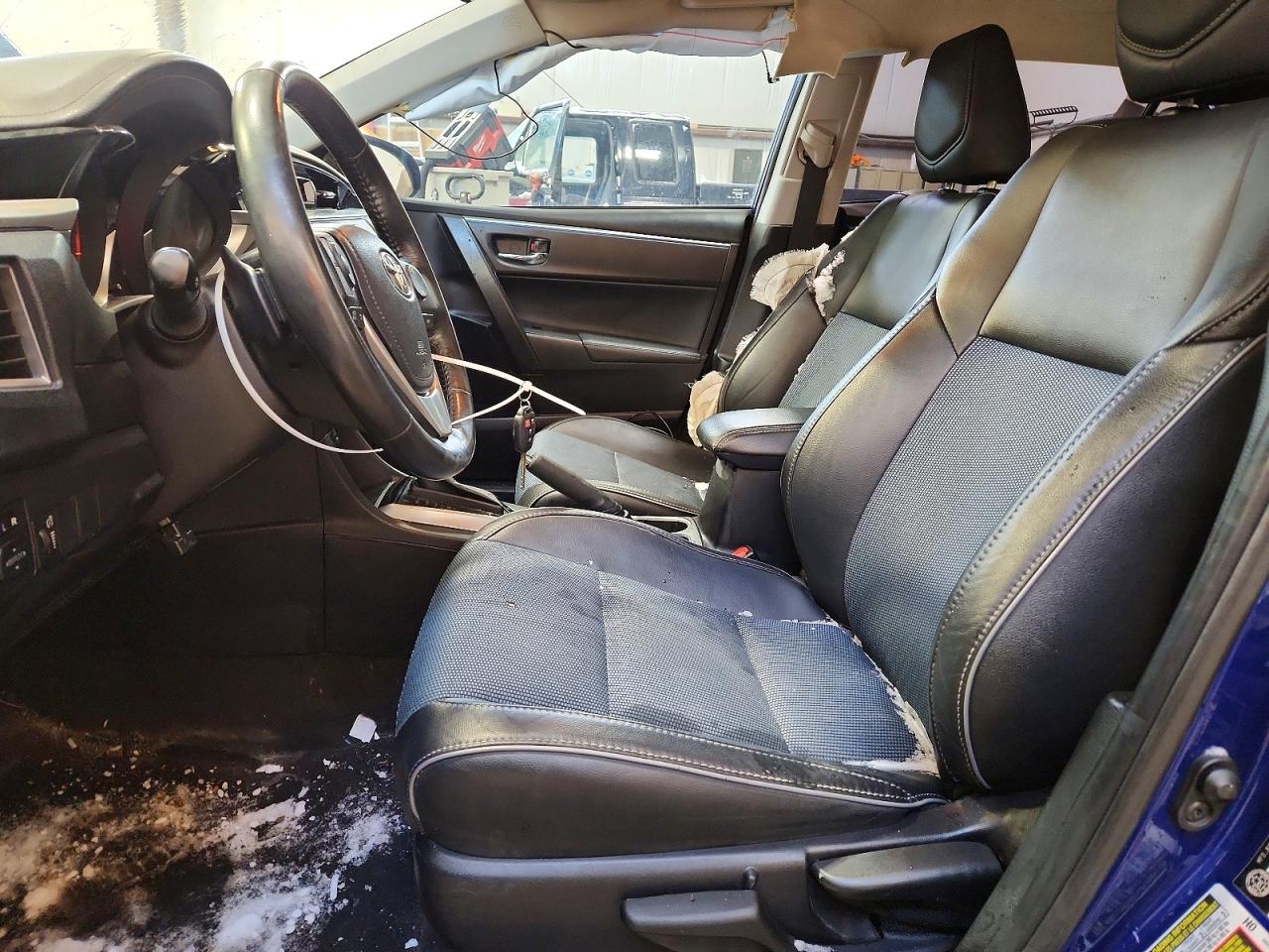 2016 TOYOTA COROLLA L photo 7