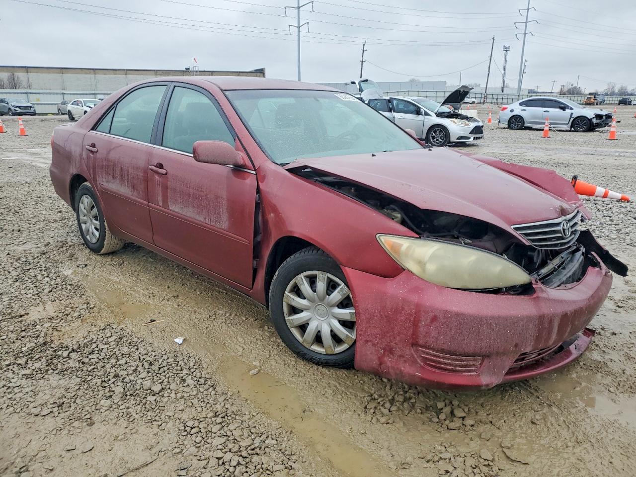 2005 TOYOTA CAMRY LE photo 4