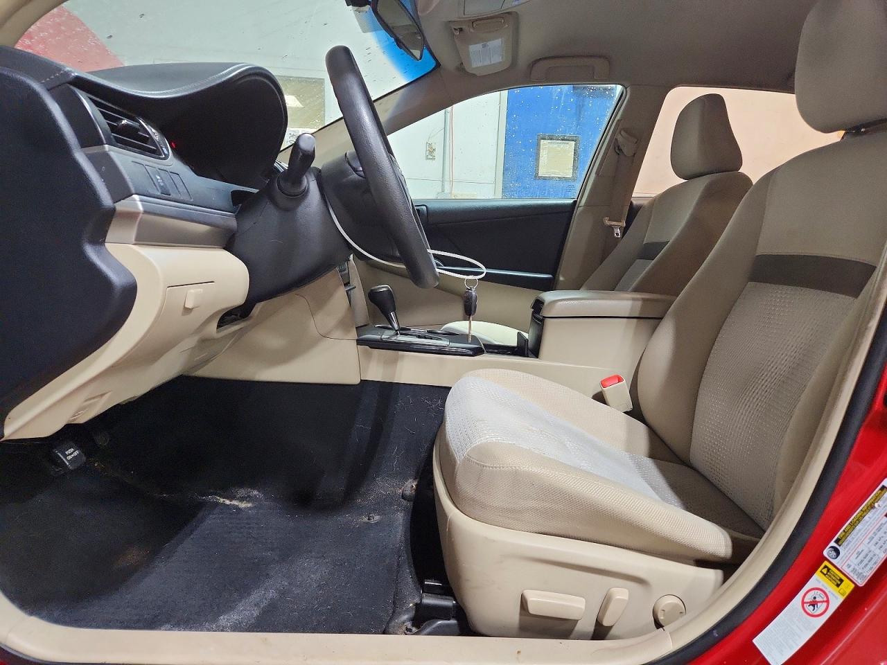 2012 TOYOTA CAMRY BASE photo 7