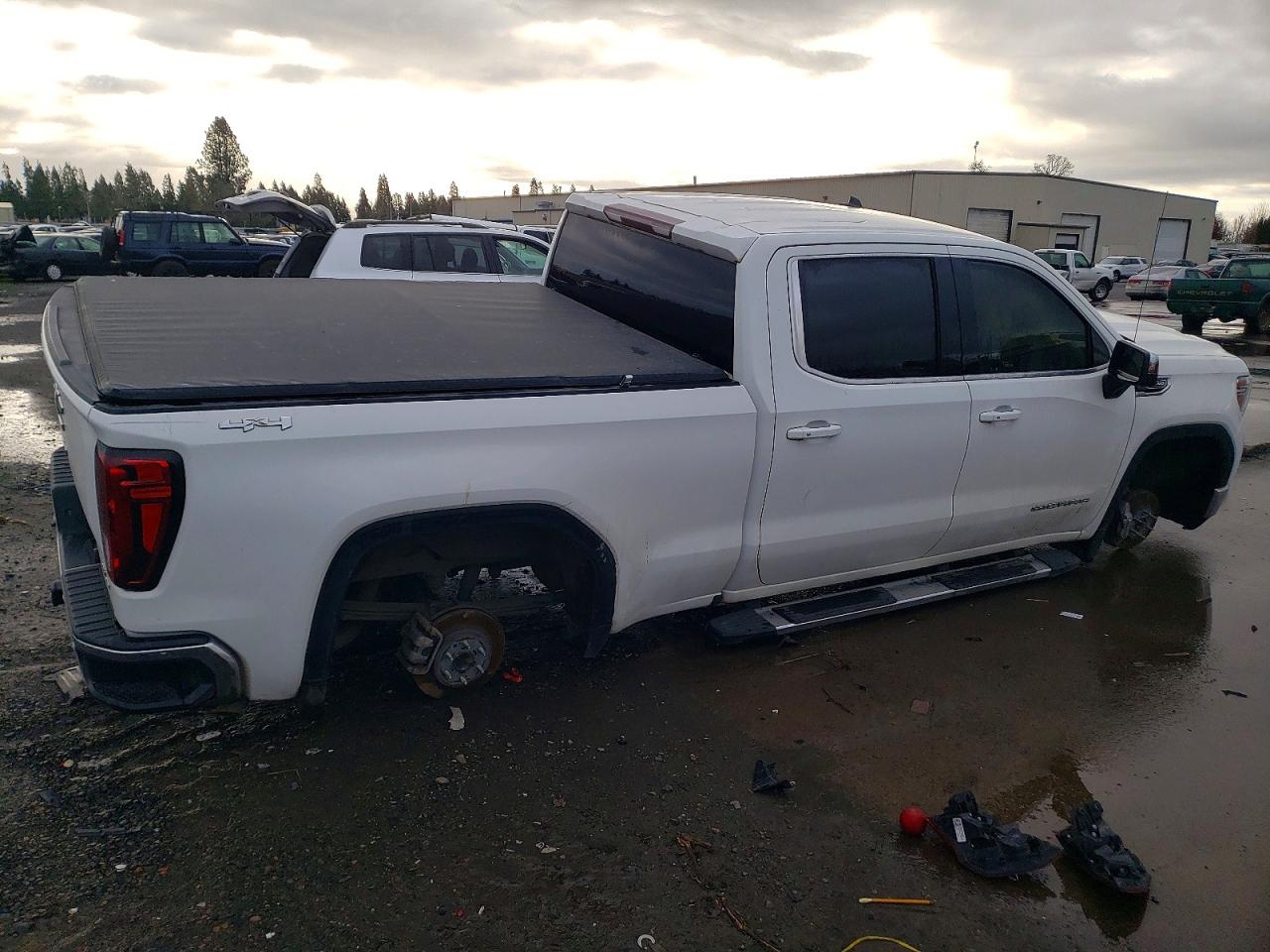 2019 GMC SIERRA K1500 SLE photo 3
