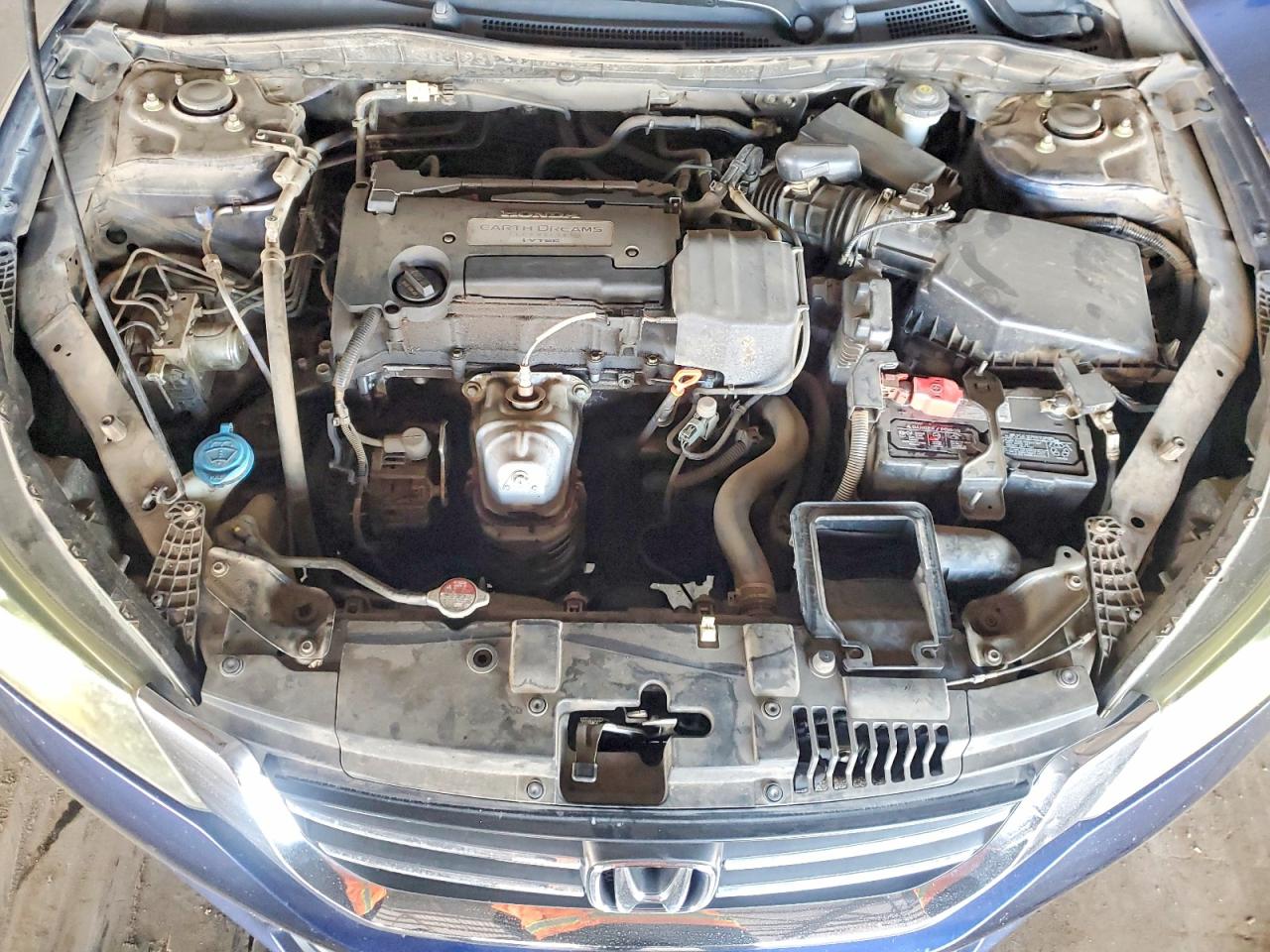 2015 HONDA ACCORD LX photo 11