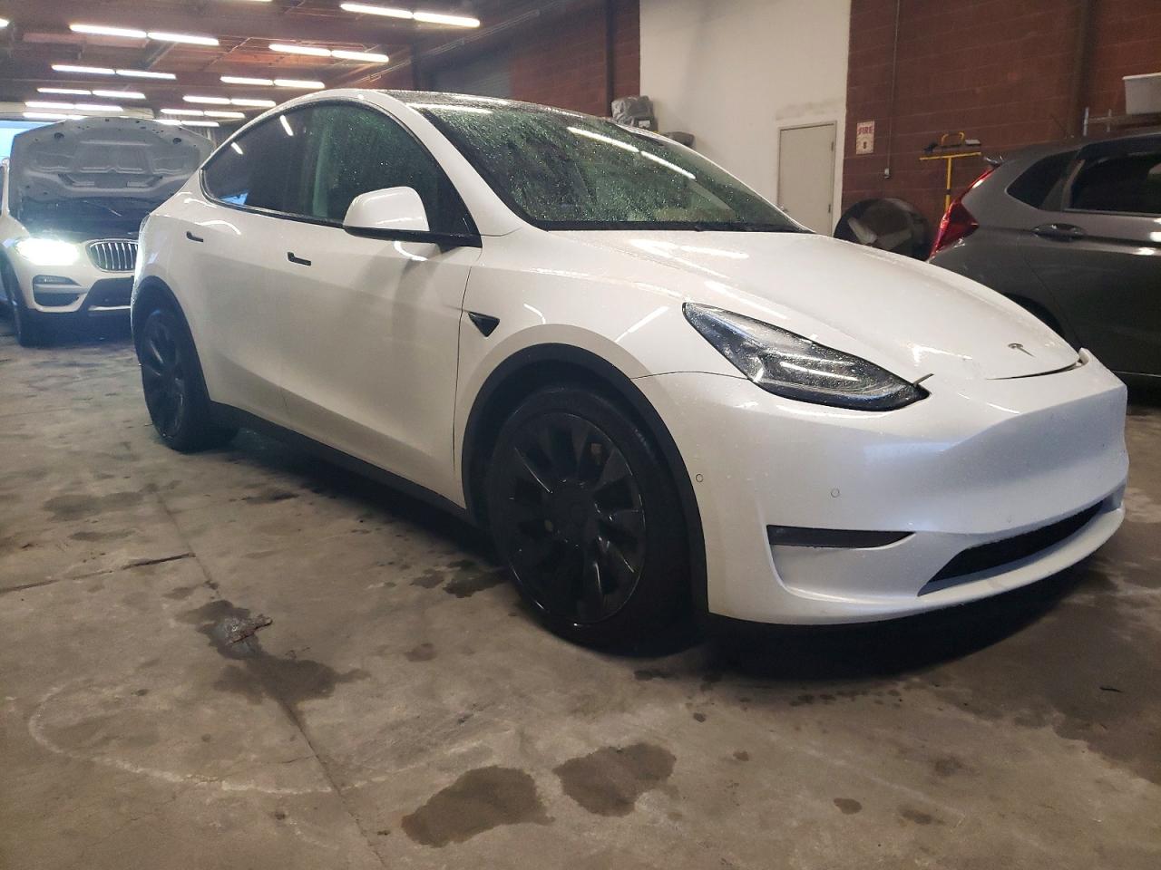 2021 TESLA MODEL Y photo 4