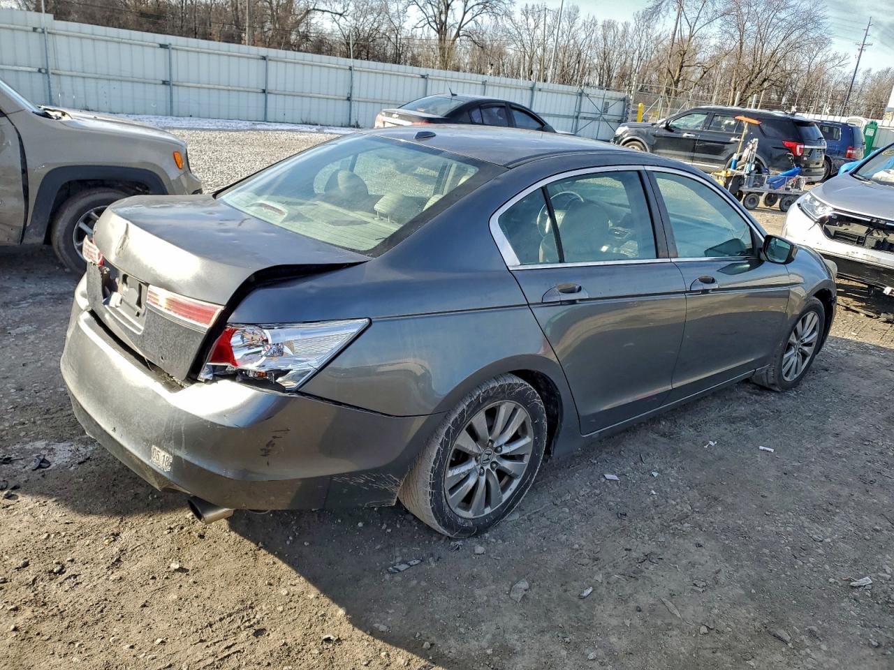 2011 HONDA ACCORD EXL photo 3