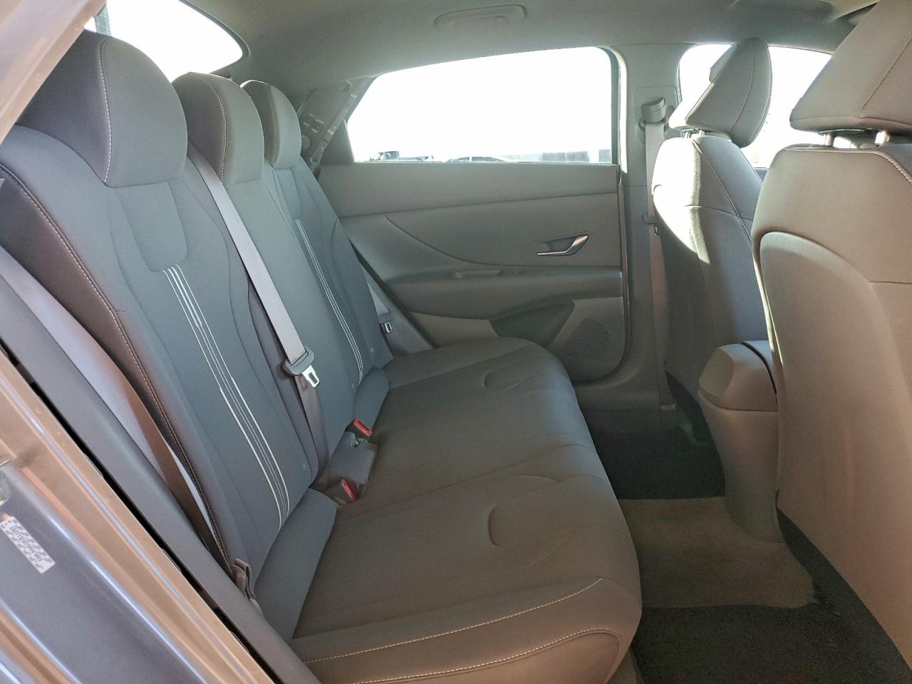 2023 HYUNDAI ELANTRA SEL photo 10